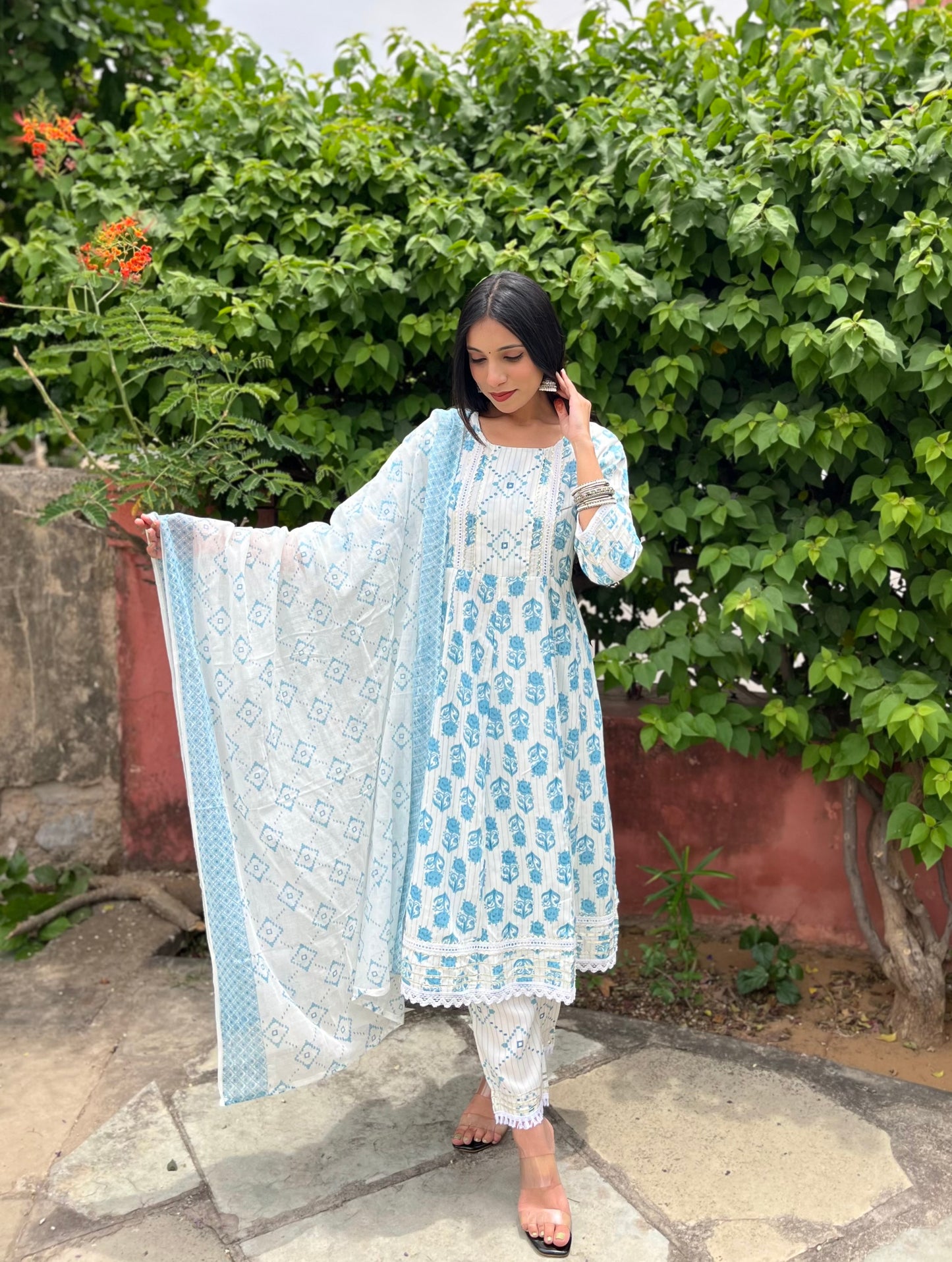 Aasmani Lace suit set