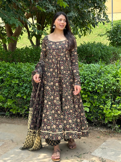 Black garden Anarkali lace suit set