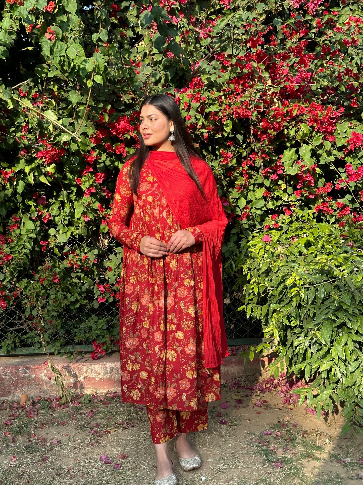 Red floral mohini suit set