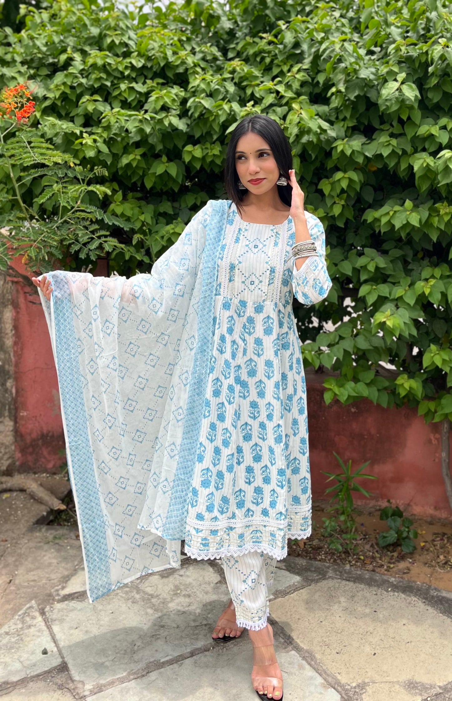 Aasmani Lace suit set