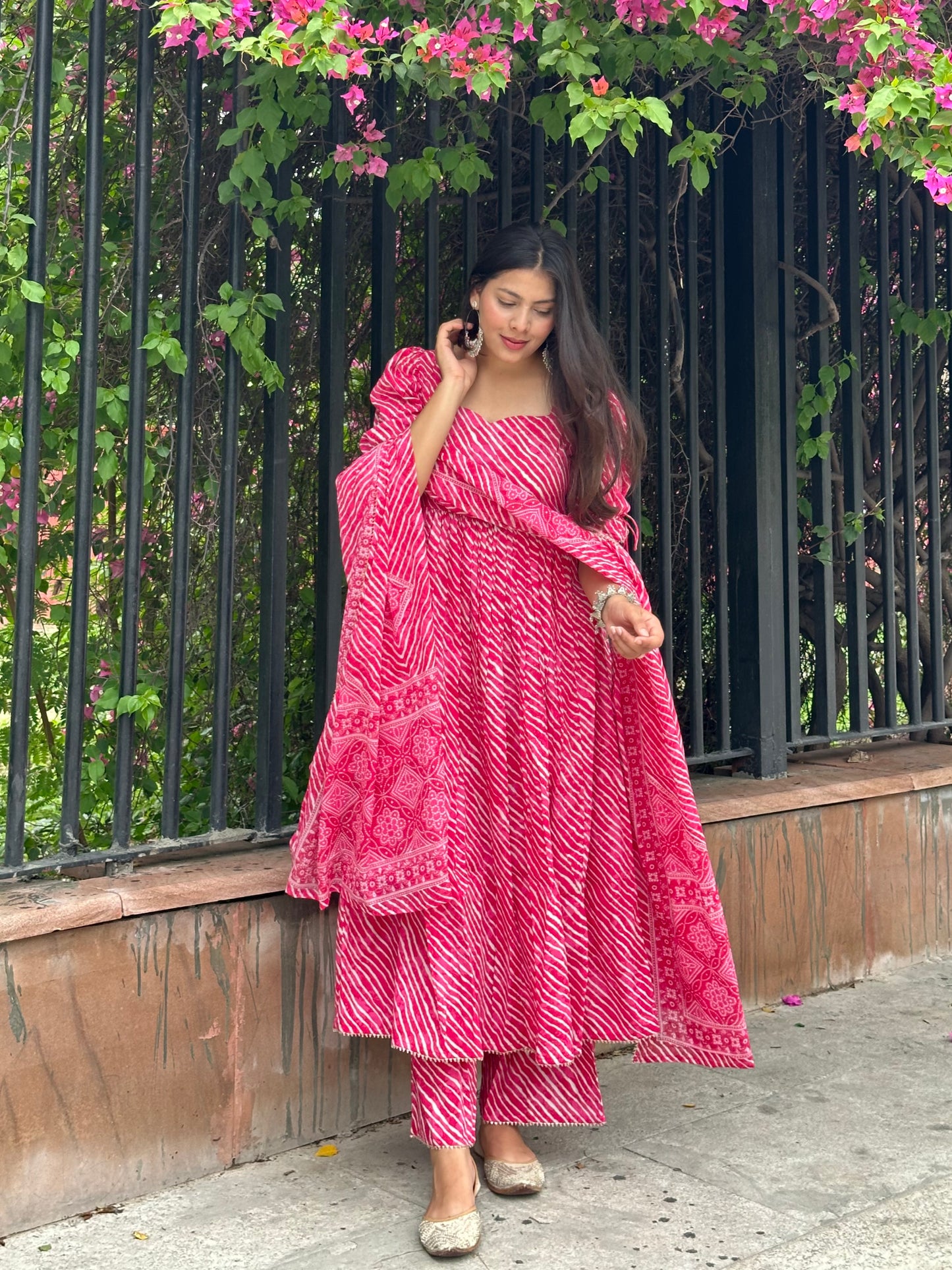 Pink Laheriya gher suit set