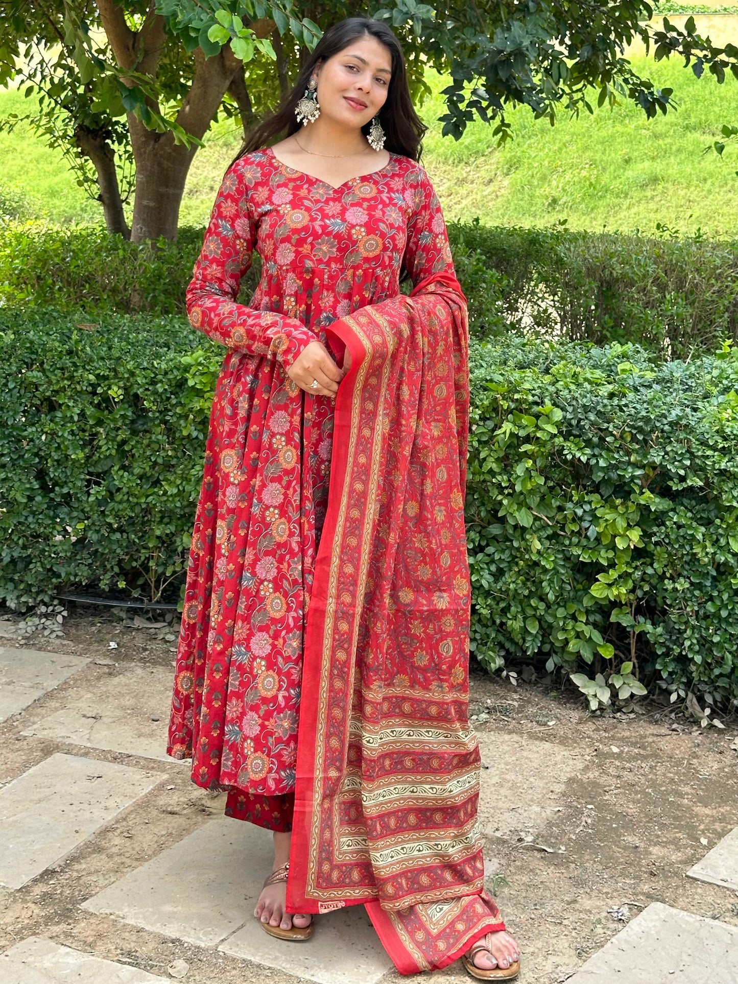 Floral booti Red Anarkali suit set